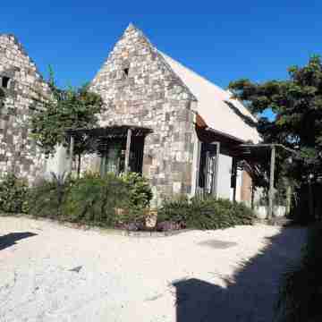 LA CABANE D’AUBANE Hotel Exterior