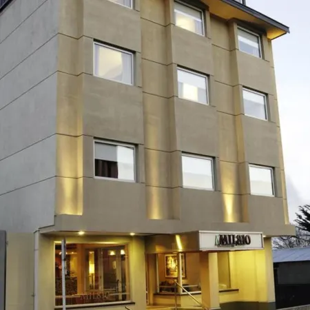 MIL810 Ushuaia Hotel