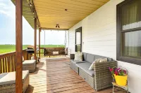 Family-Friendly Seward Home w/ Sauna & Pool! - Homestays