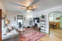 Pet-Friendly Hiawatha Retreat w/ Private Yard! - Homestays