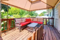 Family-Friendly Waterloo Abode w/ Deck!
