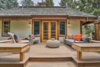 Sun Valley Family House w/ Fire Pit & Grill! - Pet-friendly