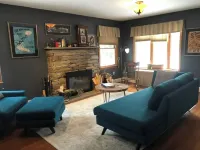 Spacious Hudson Valley retreat. Relax by the fire and enjoy the wildlife.