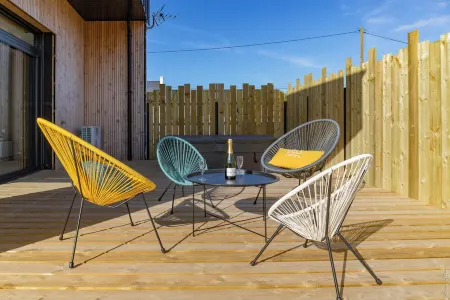 Belle Maison Plain Pied Contemporaine en Ossature Bois à 300 m des Plages