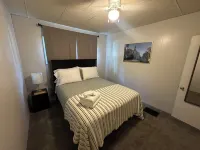 Campus Cove on College Hill Hotels in Beaver Falls