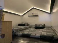 Gaming Inn, perfect for Date Nights, Events, Gatherings and BBQs! Upto 14 Pax Hotels near Notre Dame De Vie Chapel