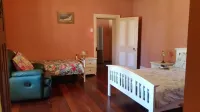 Historic Tyford House, close to all amenities Hotels in Dongara