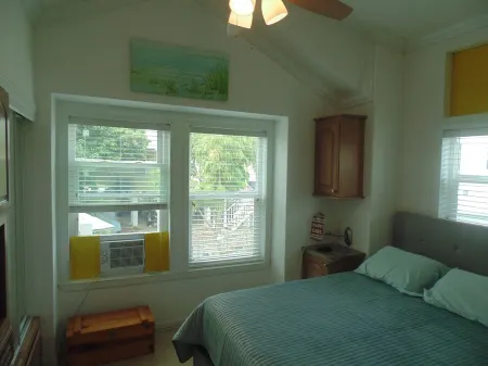 Banana Republics - Located in Paradise Отели в г. Биг-Пайн-Ки