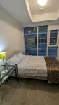 1-bedroom apartment near St Lawrence market, pool and fitness room in condo - บังกะโล