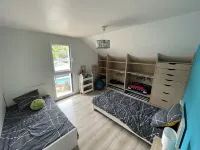 Family villa between lake and mountains