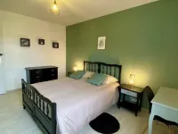 L'étape conviviale gîte 2 for 6 people Hôtels à : Guitté