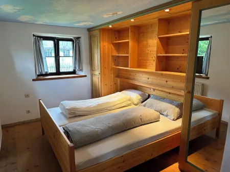 Vogelbauer granny apartment Отели рядом с достопримечательностью «Lake Starnberg»