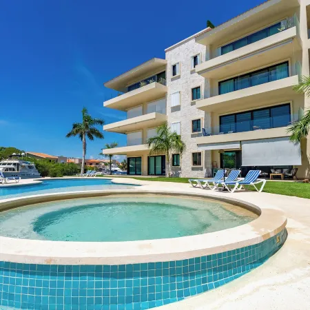 Ground Floor Marina View Infinity Pool Private Terrace Puerto Aventuras