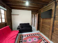 Woody House Chalé - O Refúgio Para sua Família na Praia em Florianópolis