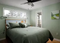 MountainWaters - Mtn, River, Relax! - Hottub, Private Riverfront, Firepit.