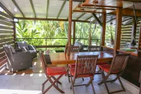 Bungalow 5 Pers. Vue mer et Montagne, Cuisine Équipée. Réservez Votre Paradis!