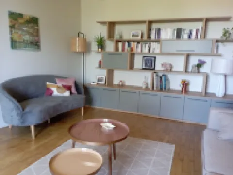 Renovated 1920s house, 15 minutes' walk from town center, quiet location. Aurillac otelleri