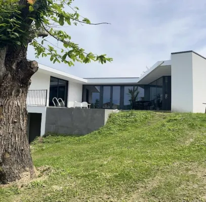 Finca Sativa Casa con Piscina en Aguete, Pontevedra Galicia . Apta Para Eventos
