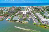 Two bedroom condo on Siesta Key with 2 pools, marina, tennis courts & more!