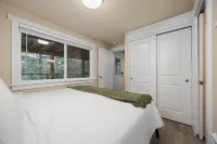 Cozy 1-bedroom forest retreat in gorgeous Bellingham