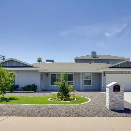 Ultimate Phoenix Group Getaway Patio and Pool!