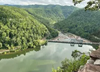 2Bdr  3Bd  1.5BA Cabin Located in the Heart of the New River Gorge National Park