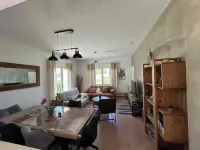 Villa with pool and castle view