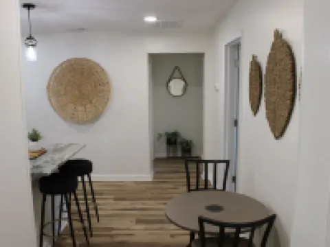 Delightful 2-bedroom house with AC in charming Easley Hoteles en Easley