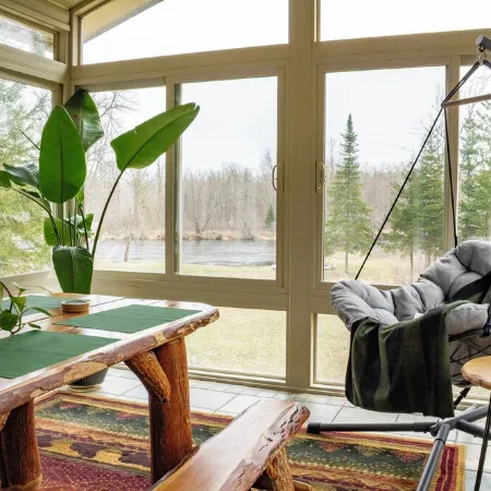 Scenic Kettle River Cabin - Hike, Sauna, Kayaks & More-Your Next Retreat Awaits!