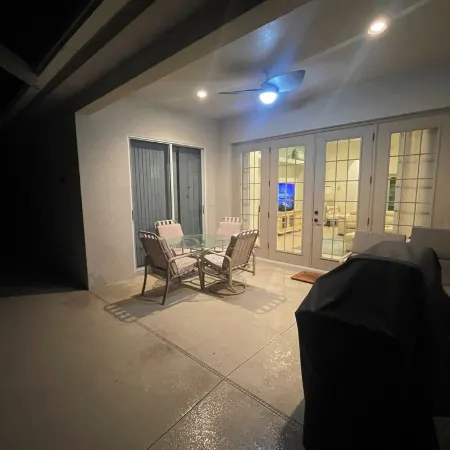 Charming 2-bedroom house with WiFi, AC in fabulous Bonita Springs
