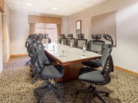 Wingate by Wyndham Joliet Hotels in Joliet