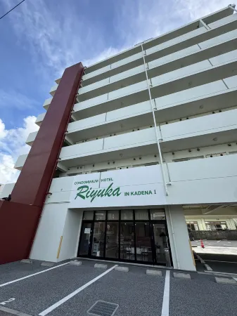 CONDOMINIUM HOTEL Riyuka in KADENA 1 Отели рядом с достопримечательностью «望水亭 [Awase Comprehensive Park]»