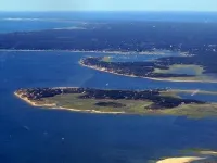 Spectacular Private Waterfront Cottage on Bayside. Panoramic Views. Pet Friendly Hotels in Wellfleet