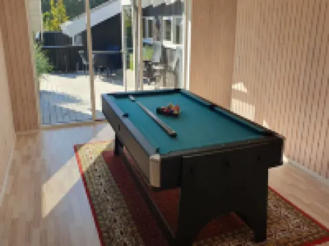 "Harriet" - 800m from the Sea