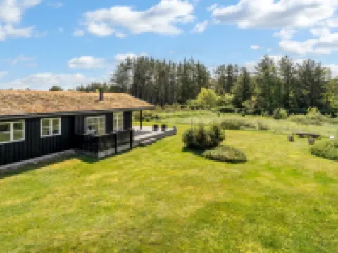 "Ljupco" - 950m from the sea Hoteles en Saltum