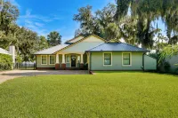 East Palatka Home on St Johns River w/ Boat Dock! - 3 estrellas