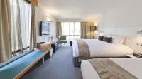 Scenic Hotel Franz Josef Glacier Hotel a 
