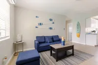 Luxury House with Delightful Beach Style! 다니아비치 호텔