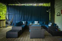 Lakefront-nestled in Nirvana