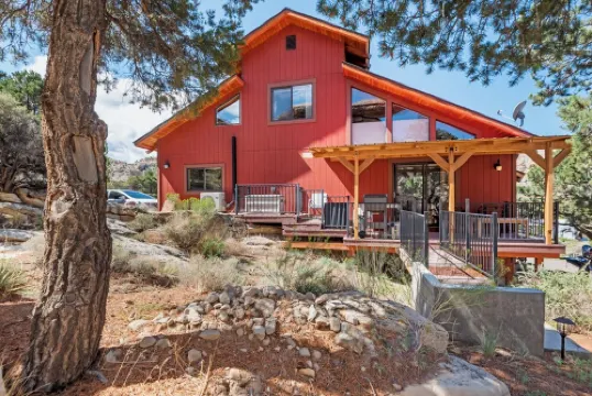 Canyon Wren Cottage, a True Couples Retreat