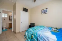 Reelin’ and Rockin’ Cottage 1/2