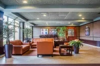 Clarion Hotel & Suites Riverfront Hotels in Oswego