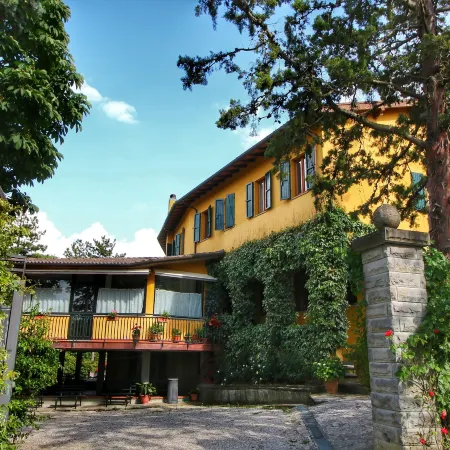 _x000D_ Boutique villa with pool