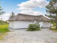 10 person holiday home in Fjerritslev-By Traum