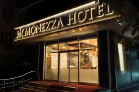 모네자 말테페 레지던스 Marmara University Institute of Neurological Sciences 주변 호텔