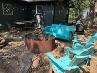 Beautiful cabin by the Lake