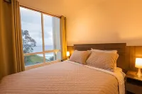 Oceana Suites Costa Quilen Hotels in der Nähe von Playa Cau Cau