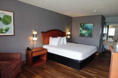 Americas Best Value Inn and Suites-Yukon-Oklahoma City