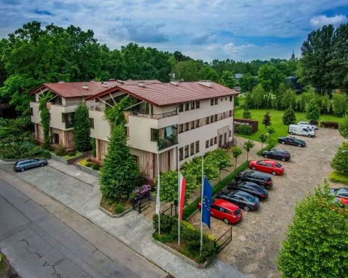 Farmona Hotel Business & Spa Hotels near Zakopianka Shopping Centre