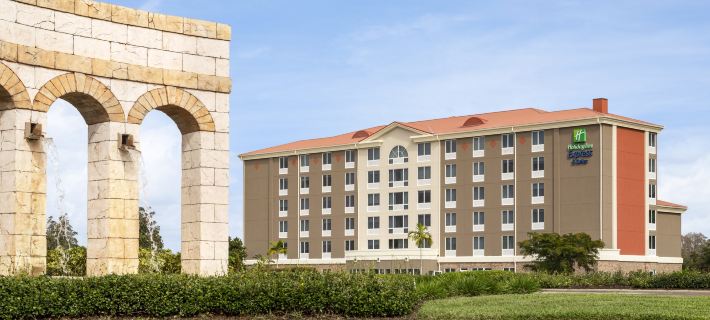 Holiday Inn Express & Suites FT MYERS EAST- THE FORUM by IHG Hotels in Lee County